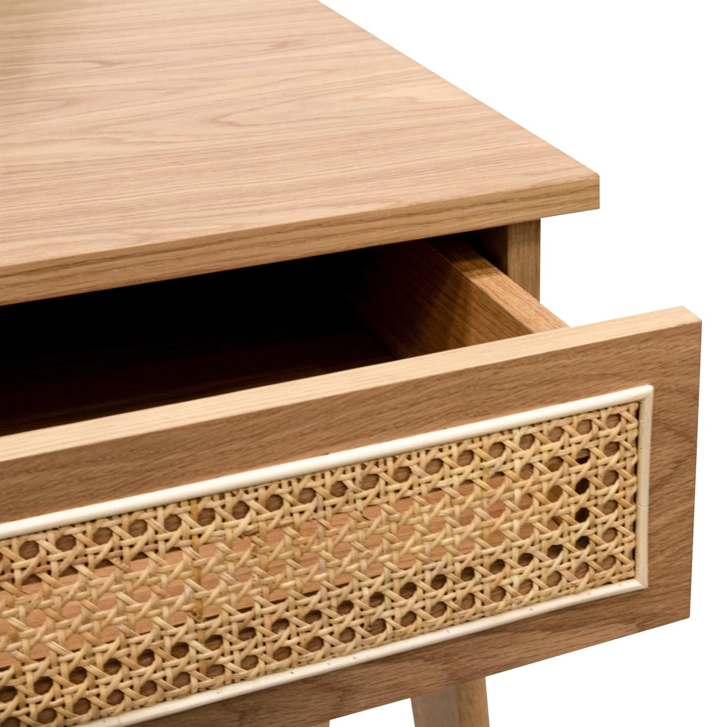 McDaize Study Table