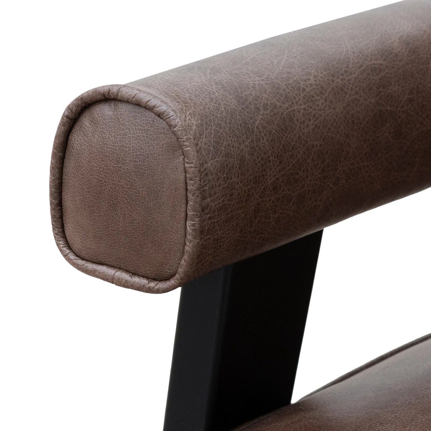 Polo’s Chaise Lounger